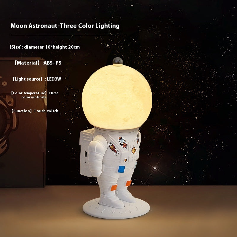 Creative Astronaut Small Night Lamp