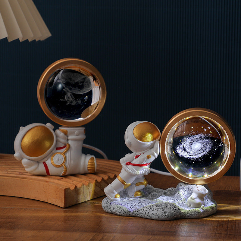 Astronaut Small Night Lamp 3D